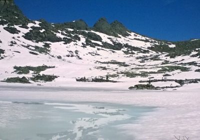 Трагедия на склонах: школьница погибла на горнолыжном курорте в Красноярском крае