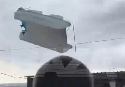 Смерч в Туапсе: катамаран чуть не стал причиной трагедии для туристов