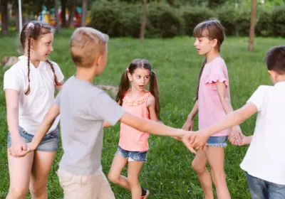 Запрет на смартфоны в детских лагерях: новая инициатива