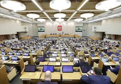 Госдума против запрета на выезд туристов без медицинской страховки