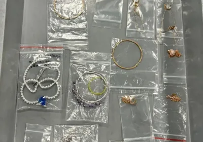 Контрабанда ювелирных изделий: как туристка привлекла внимание таможни