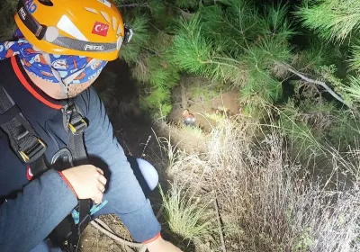 Туристическая трагедия в Турции: спасение двух туристов из каменной ловушки