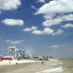 Будущее пляжей Азовского моря: Конкуренция с Крымом и Сочи