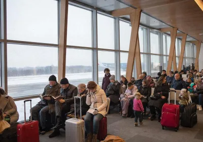 Неожиданная остановка: туристы, летевшие из Москвы на Пхукет, застряли в Самаре