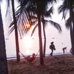 Туристы в Паттайе помогают россиянину, оказавшемуся в бедственном положении