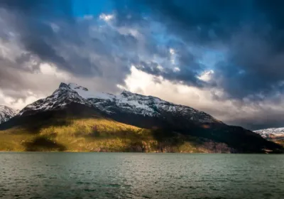 Депортация российских туристов из Чили: скандал в Патагонии