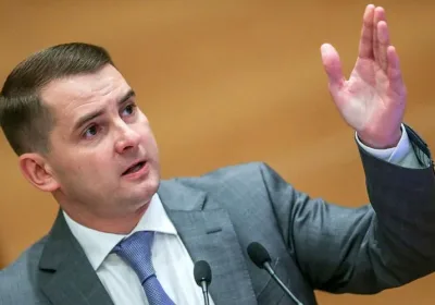 Пассажиры смогут общаться с авиакомпаниями без чат-ботов: новая инициатива Госдумы