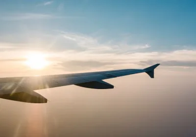 Задержки рейсов в Москве: Как снежные бурги влияют на путешествия