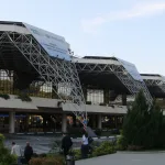 Ситуация с задержками рейсов в аэропорту Сочи: как это влияет на пассажиров?