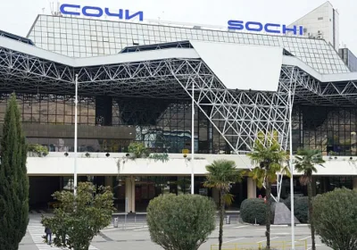 Аэропорт Сочи: Порядка 140 рейсов до конца суток