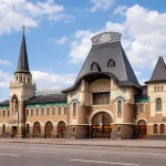 ЧП на Ярославском вокзале: Пожар в поезде вызвал панику