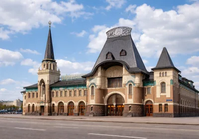 ЧП на Ярославском вокзале: Пожар в поезде вызвал панику