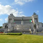 Новое слово в визовой политике: электронные визы для россиян в Италию