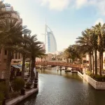 Обвал цен на отдых: в пятизвездочных отелях Дубая скидки достигают 69%