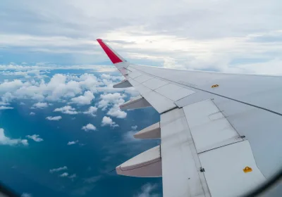 Проблемы туристов с невозвратными билетами через ближневосточные хабы