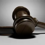 Судебное решение: Авиакомпания обязана выплатить компенсацию за несанкционированные рекламные рассылки