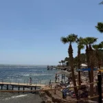 Туристы в Шарм-эль-Шейхе: Спокойствие на фоне военной авиации