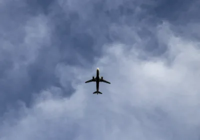 Европейский регулятор продлевает ограничения на рейсы в Ближний Восток до конца апреля