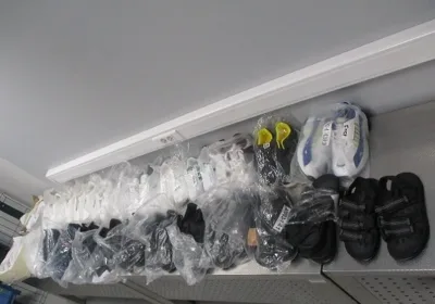 Попытка вывоза обуви без декларирования в аэропорту Кольцово