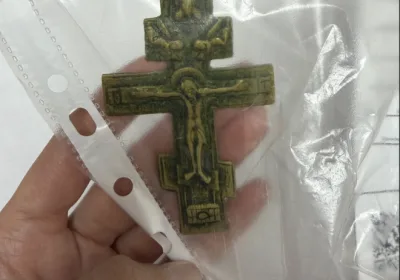 Туристка из России столкнулась с проблемами при вылете из Уфы в Хургаду из-за нательного креста