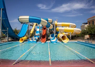 Туроператор обязан компенсировать 2 миллиона рублей за травмы туристки в Турции