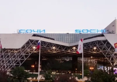 Задержки рейсов в аэропорту Сочи: причины и последствия