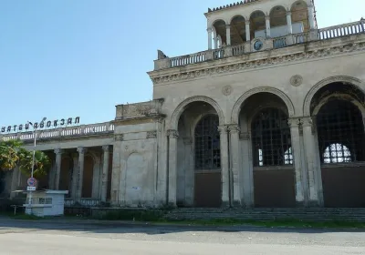 Сокращение туристического потока в Абхазию: причины и последствия
